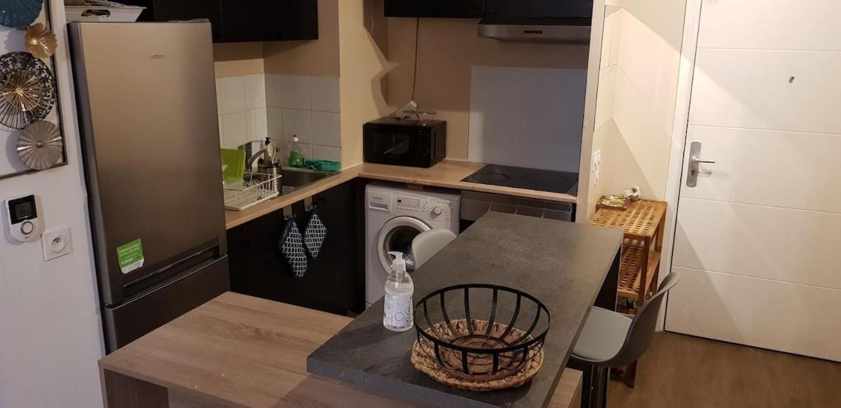 Apparemment Cosy Avec Parking Exterieur Gratuit Apartment Олне су Боа Екстериор снимка